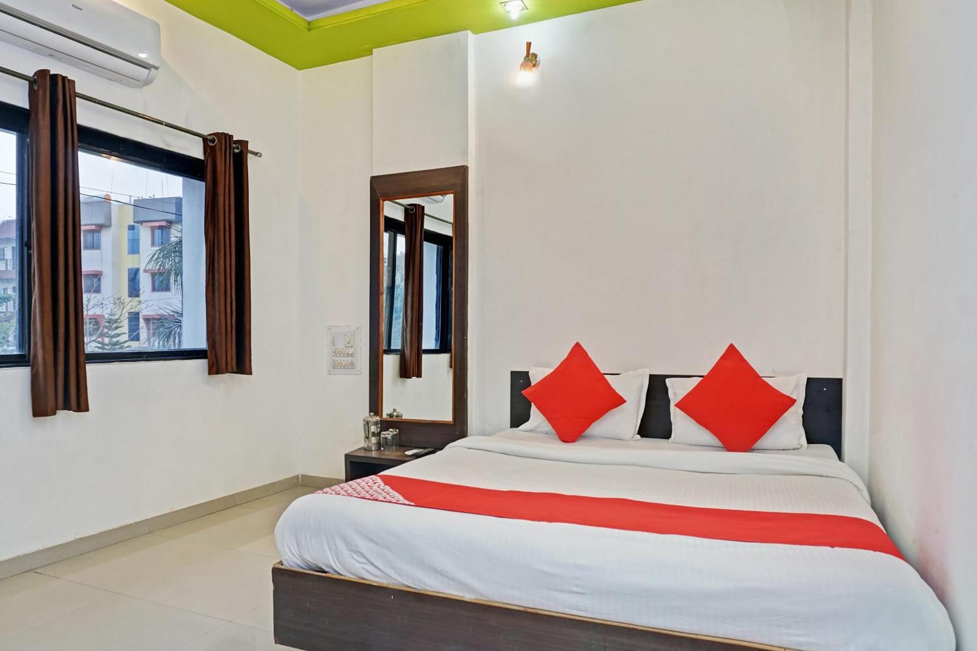Super Hotel O Shirdi Sai Inn Extérieur photo