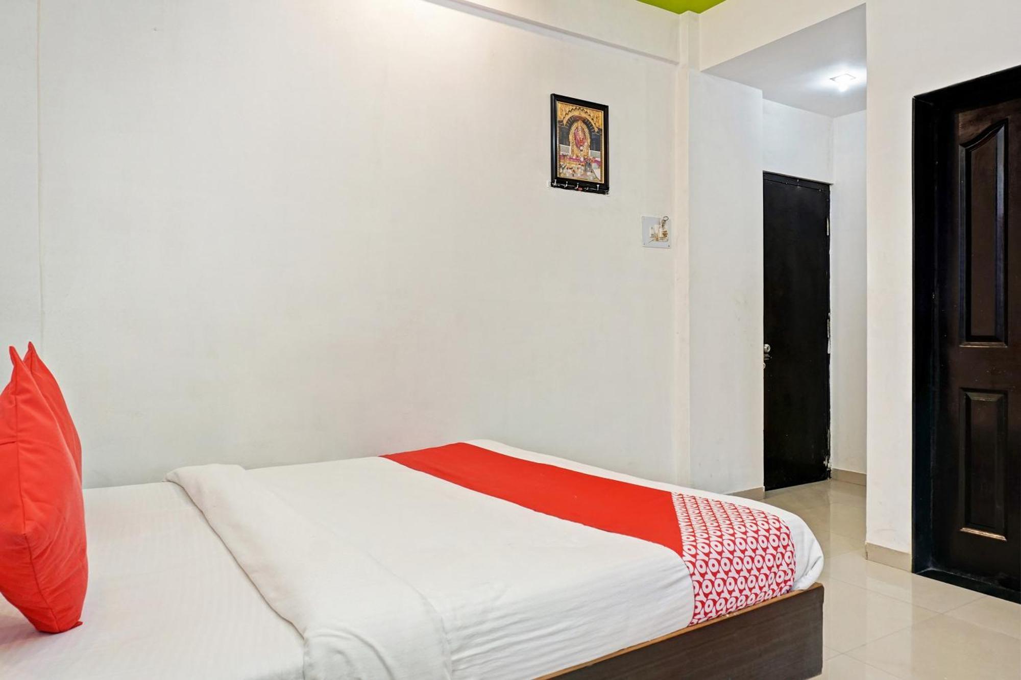 Super Hotel O Shirdi Sai Inn Extérieur photo
